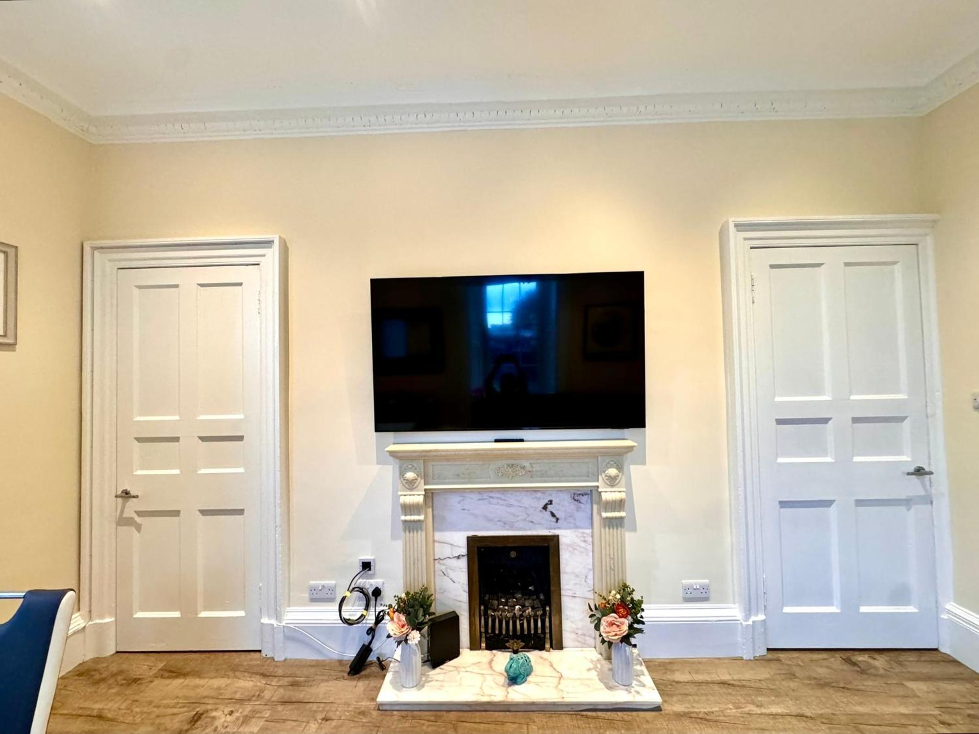 Georgian Luxury Apartment - Superfast Wifi - Parking Available Edimburgo Esterno foto